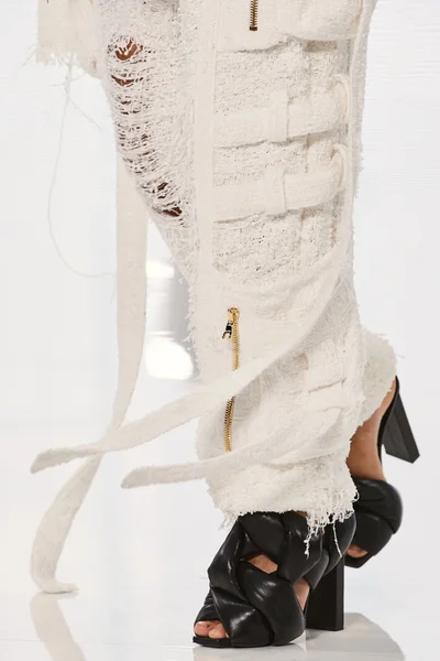 Look 38